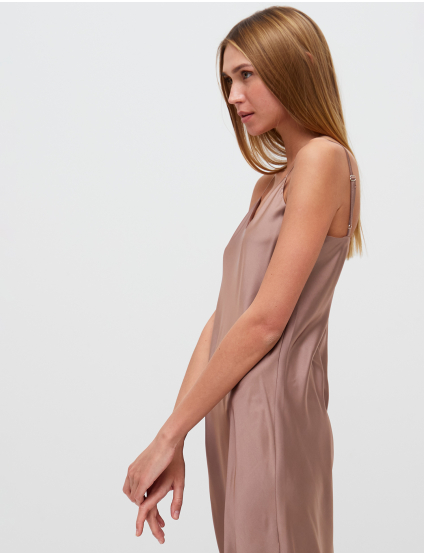 Image Бежева сукня з відкритими плечима