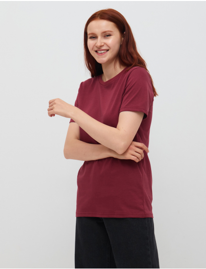 Картинка Жіноча бордова футболка