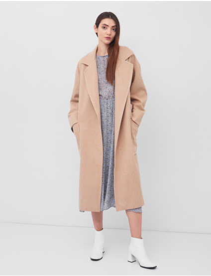 Картинка Жіноче бежеве пальто на запах