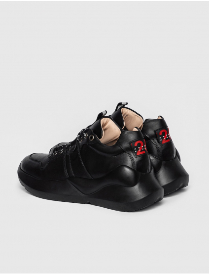 Картинка Чорні шкіряні кросівки