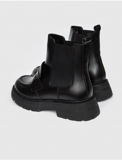 Картинка Чорні шкіряні черевики