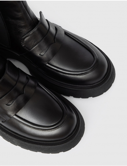 Картинка Чорні шкіряні черевики