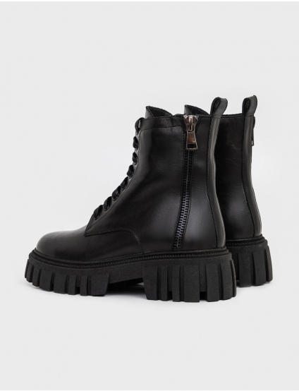 Картинка Чорні шкіряні черевики