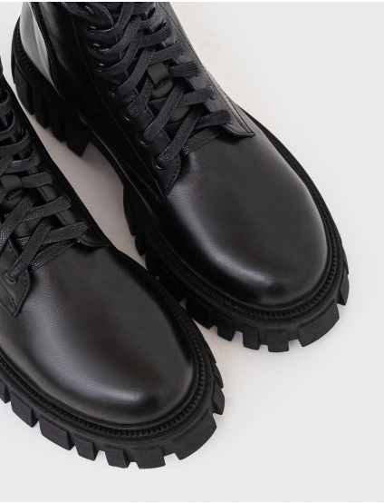 Картинка Чорні шкіряні черевики