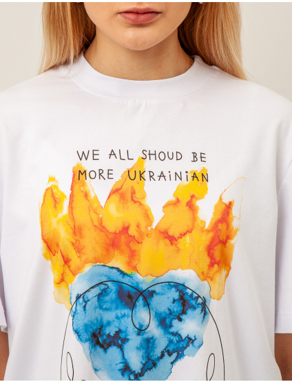 Картинка Біла футболка з принтом