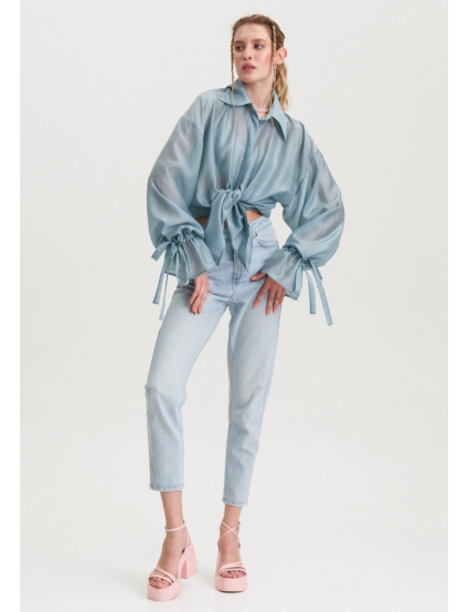 Картинка Блакитна блуза