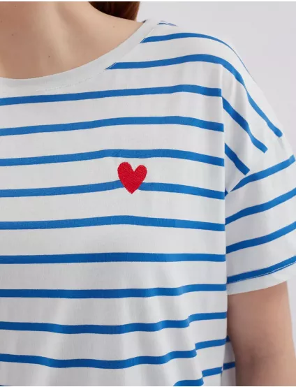 Картинка Футболка біло-синя смугаста