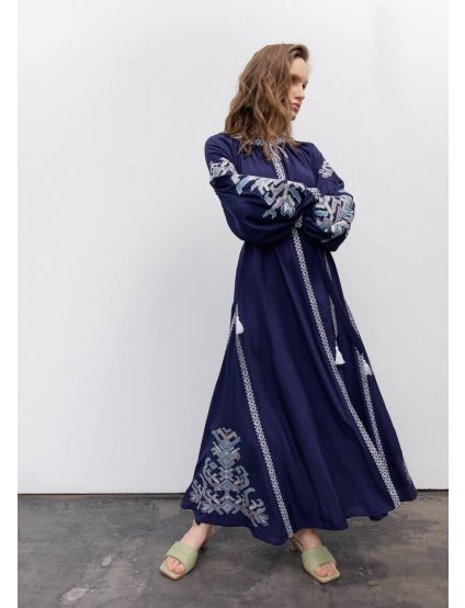 Картинка Темно-синя жіноча сукня -вишиванка