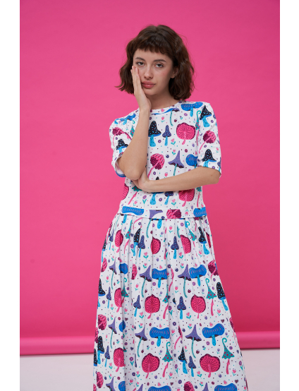 Картинка Біла сукня з візерунком