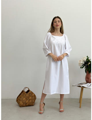 Картинка Сукня міді біла з вишивкою