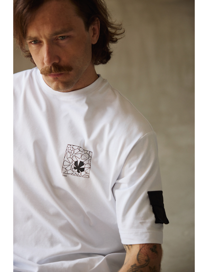 Картинка Біла футболка "Каштани"