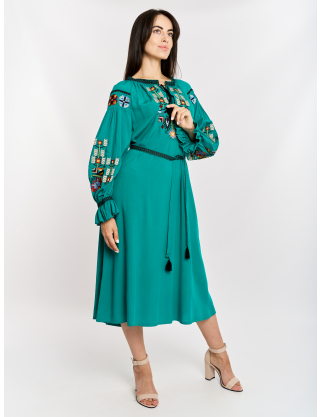 Картинка Зелена сукня-вишиванка