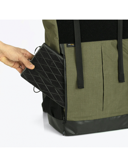 Картинка Темно-зелений рюкзак