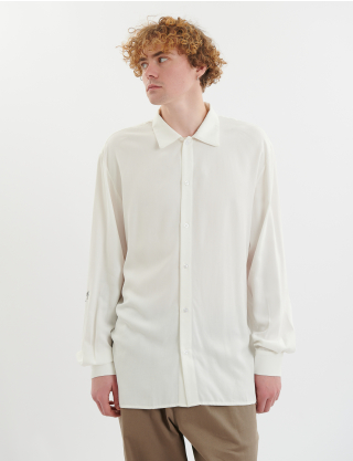 Картинка Сорочка біла з принтом на спині