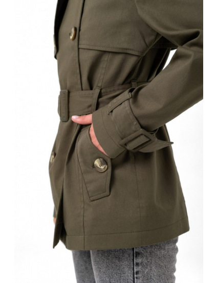 Картинка Темно-зелений плащ