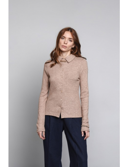 Картинка Бежева сорочка