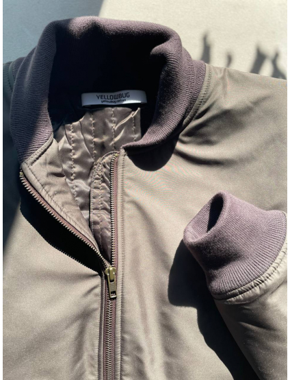 Картинка Бомбер зелено-коричневий