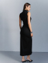 Картинка Сукня чорна з розрізом