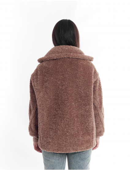 Картинка Бежева шуба