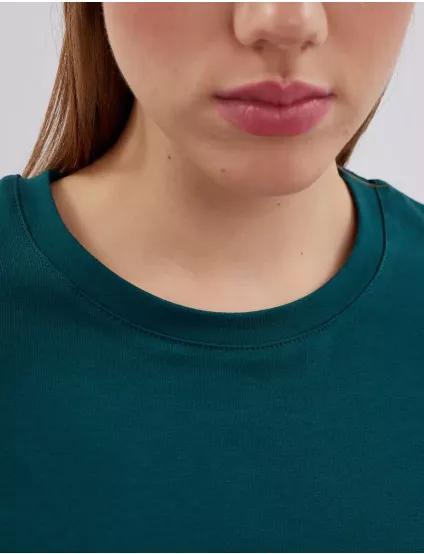Картинка Футболка зелена