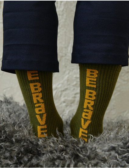 Картинка Шкарпетки “BE BRAVE” зелені