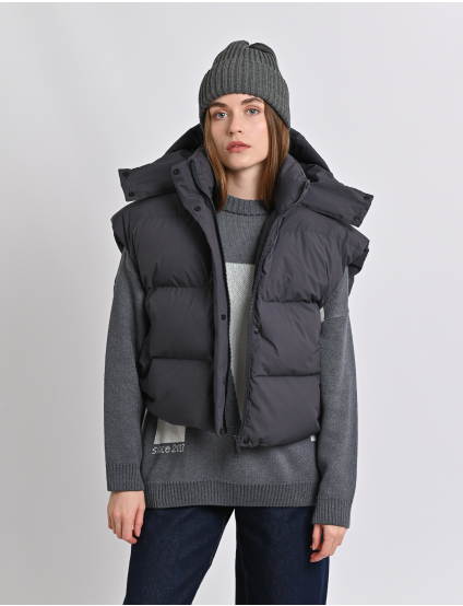 Картинка Жилет темно-сірий