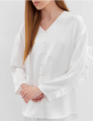 Картинка Блуза шовкова з рюшем на спині біла