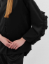 Картинка Блуза шовкова з рюшем на спині чорна