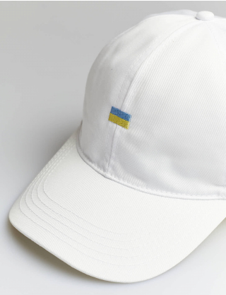 Картинка Кепка біла з в вишивкою
