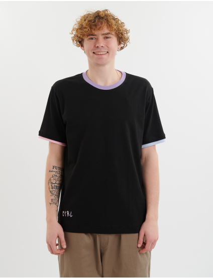 Картинка Футболка чорна 