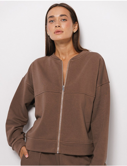 Картинка Костюм коричневий