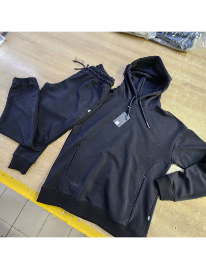 Картинка Спортивний костюм чорний