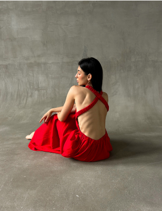 Картинка Сукня максі червона з відкритою спиною
