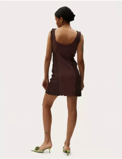 Картинка Сукня темно-коричнева хвиляста