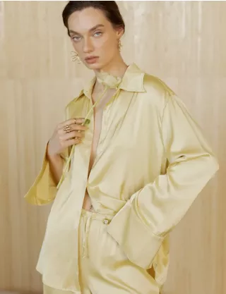 Картинка Блуза жовта сатинова