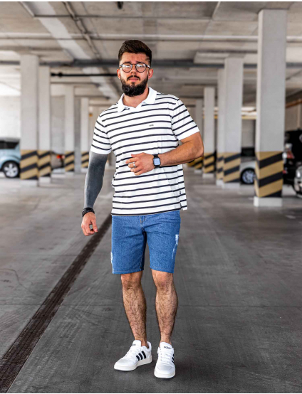 Картинка Футболка біло-чорна смугаста