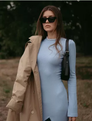 Картинка Сукня міді блакитна