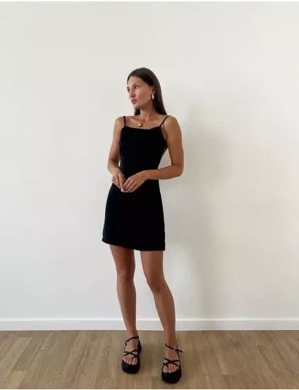 Картинка Сукня міні чорна