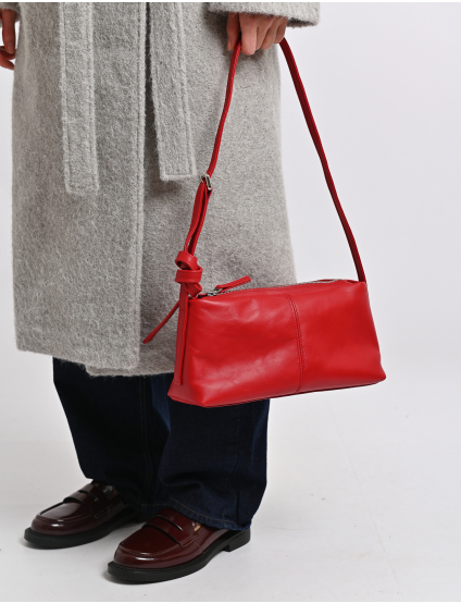 Картинка Сумка з натуральної шкіри у яскравому червоному кольорі