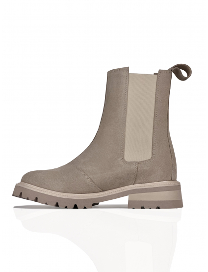 Картинка Черевики бежеві замшеві