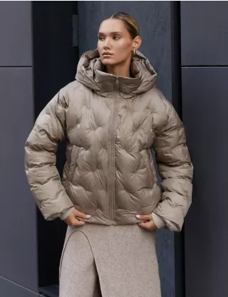 Куртка бежева Картинка Куртка бежева