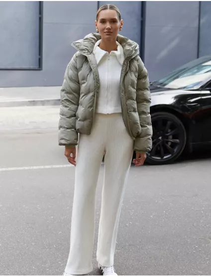 Картинка Куртка зелена