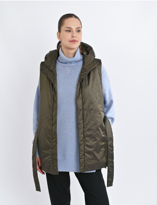 Картинка Жилет темно-зелений