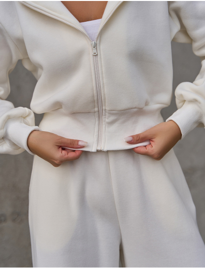 Картинка Костюм білий