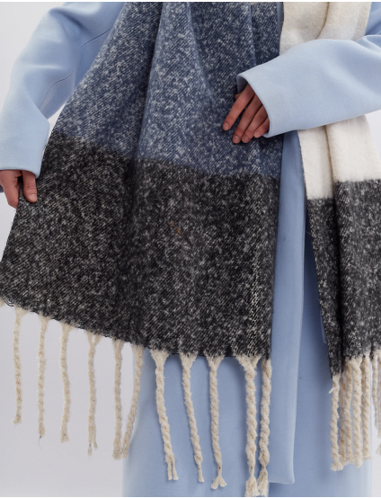 Картинка Шарф сірий картатий