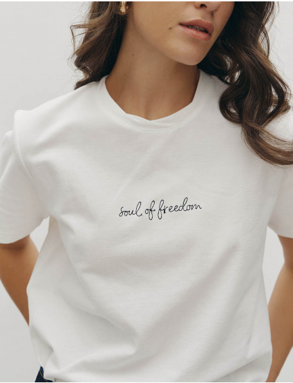 Картинка Футболка біла