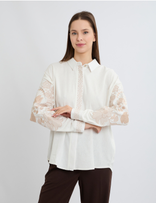 Картинка Вишиванка біла з золотою вишивкою