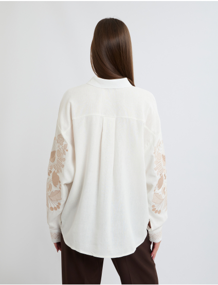 Картинка Вишиванка біла з золотою вишивкою