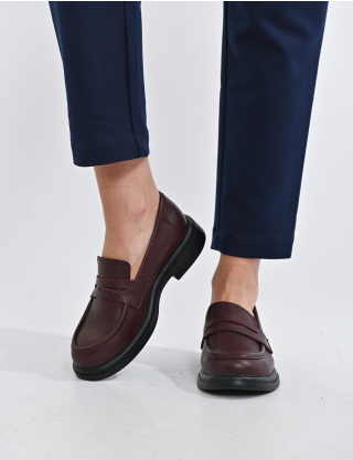 Картинка Мокасини бордові шкіряні