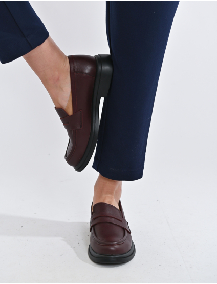 Картинка Мокасини бордові шкіряні